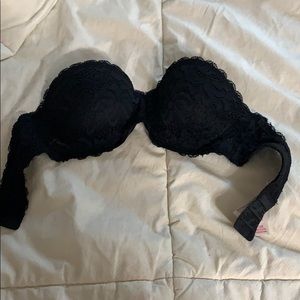 Strapless lace bra